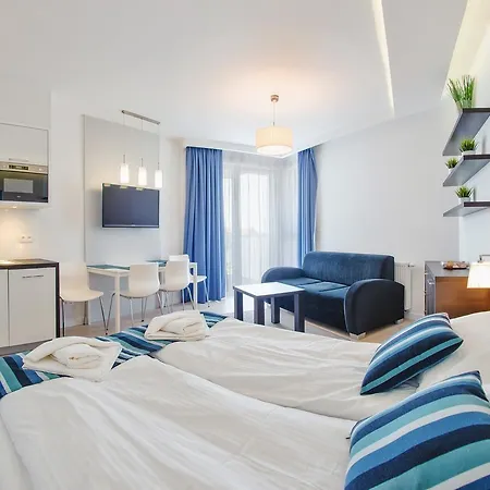 Marina Katy Rybackie, Sun & Snow *