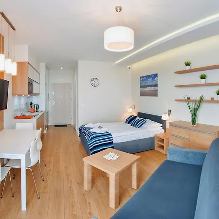 Marina Katy Rybackie, Sun & Snow