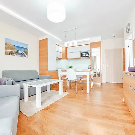 Marina Katy Rybackie, Sun & Snow