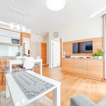 Apartment Sun & Snow Marina - Blisko Zalewu Wislanego I Portu Katy Rybackie