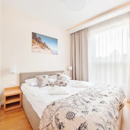 Marina Katy Rybackie, Sun & Snow *